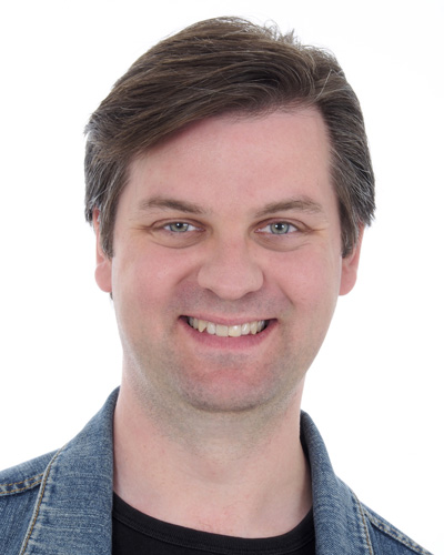 Headshot of actor Sam Devereaux